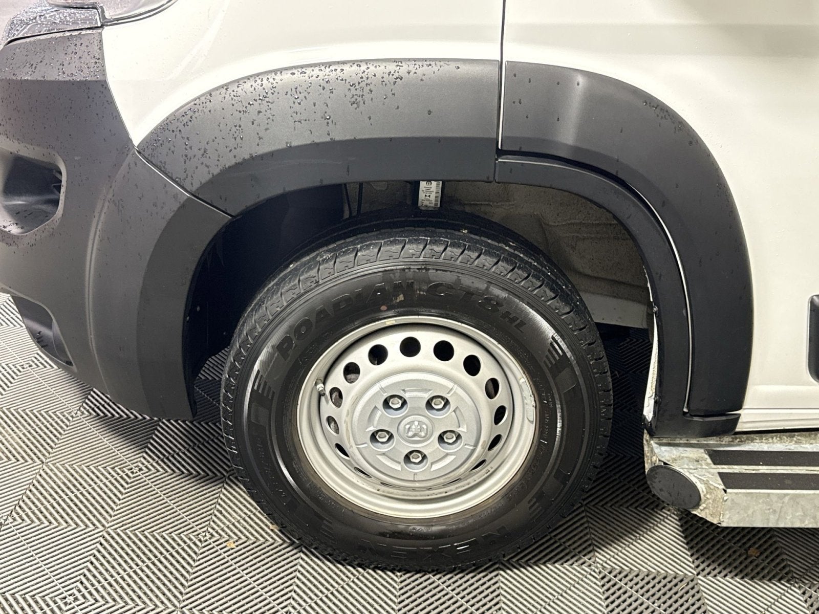 2025 RAM ProMaster 2500 Base