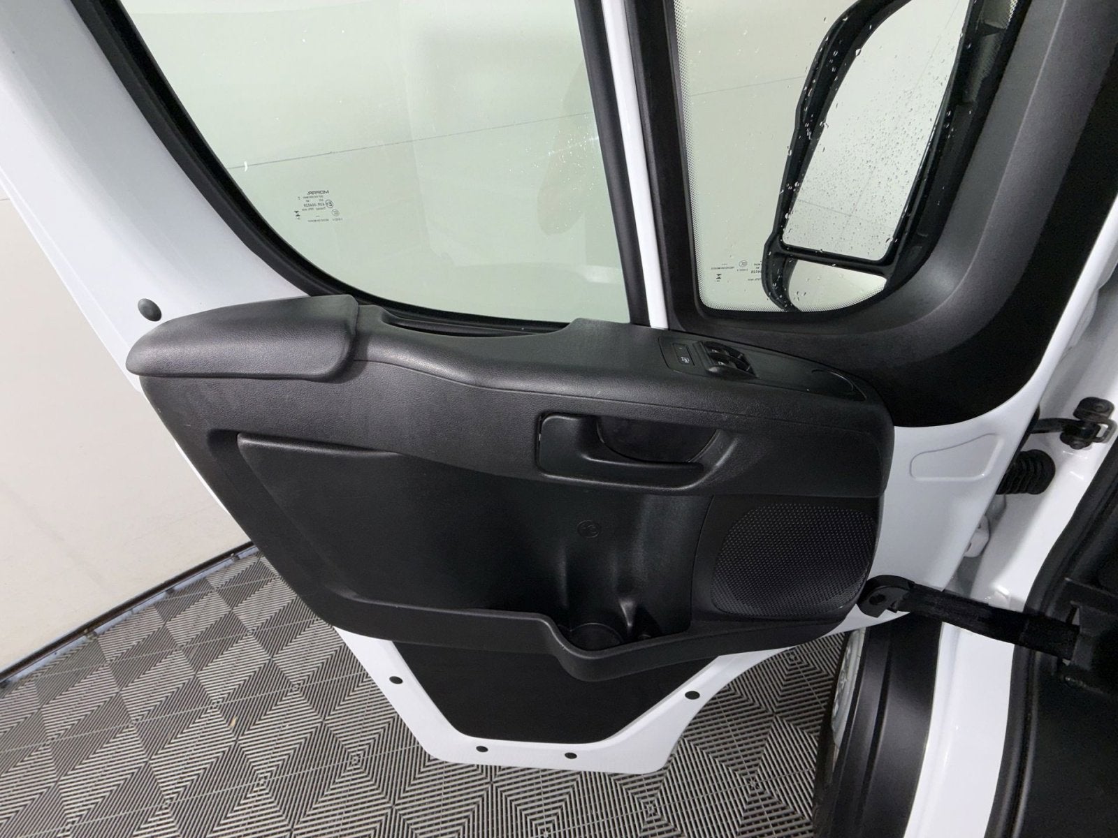 2025 RAM ProMaster 2500 Base