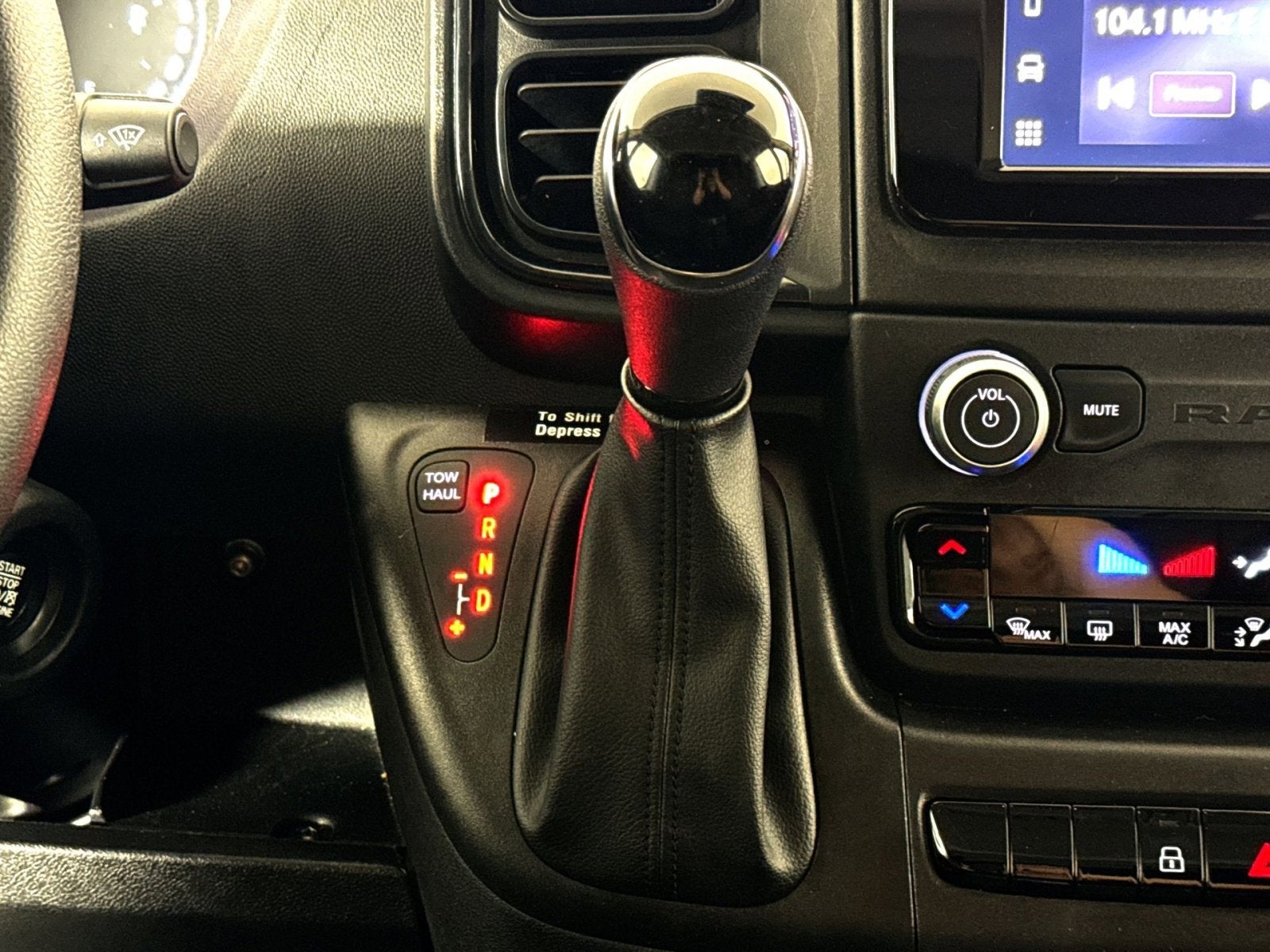 2025 RAM ProMaster 2500 Base