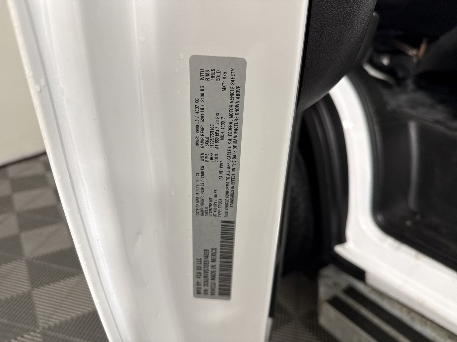 2025 RAM ProMaster 2500 Base