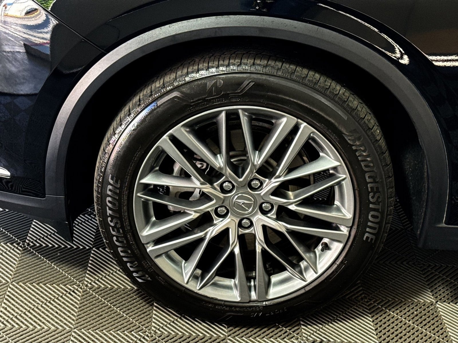2023 Acura MDX Advance
