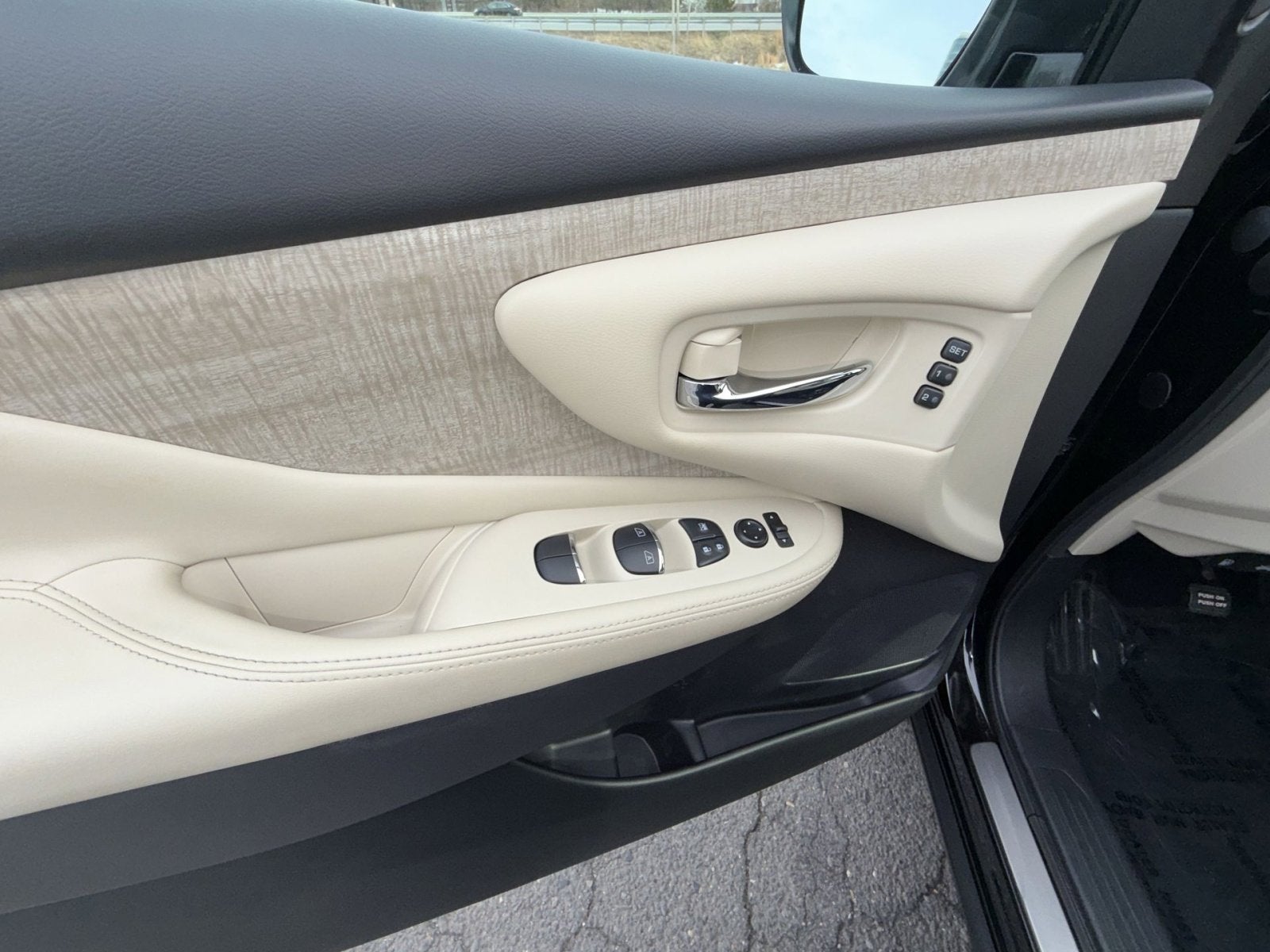 2023 Nissan Murano SL