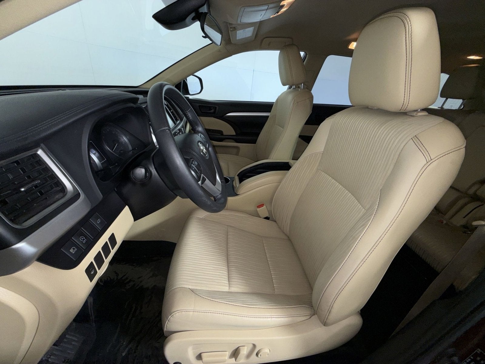 2019 Toyota Highlander LE Plus