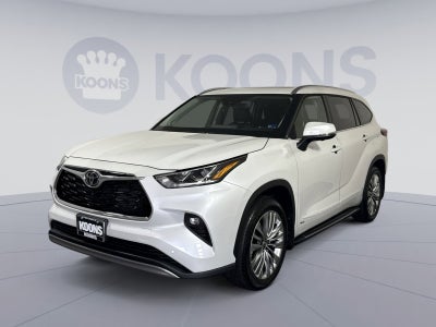 2026 Toyota Highlander Hybrid Platinum
