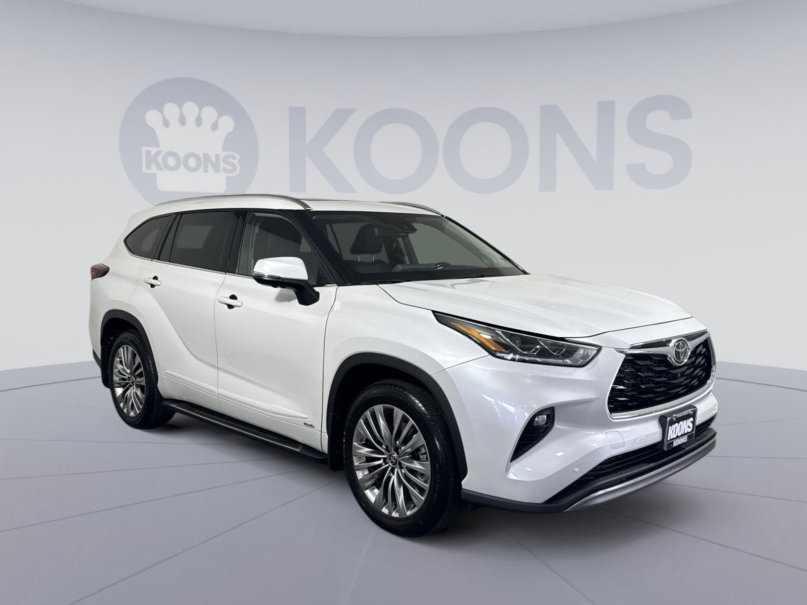 2026 Toyota Highlander Hybrid Platinum