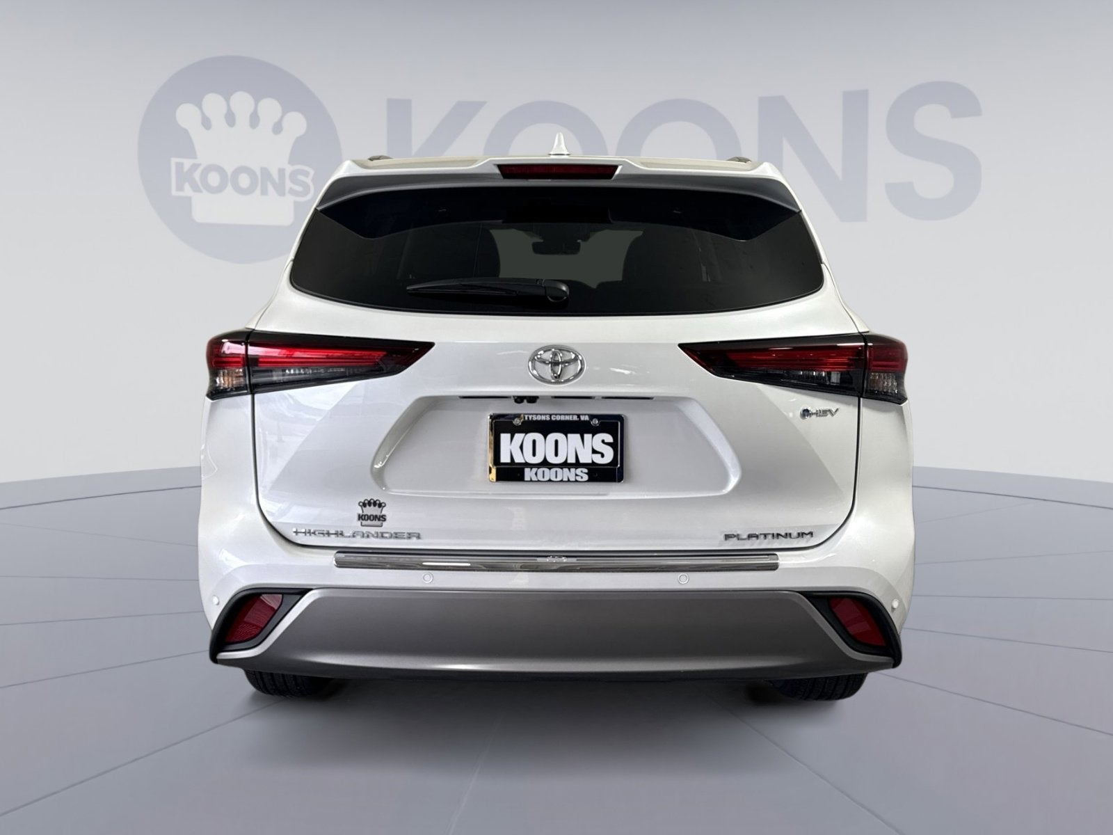 2026 Toyota Highlander Hybrid Platinum