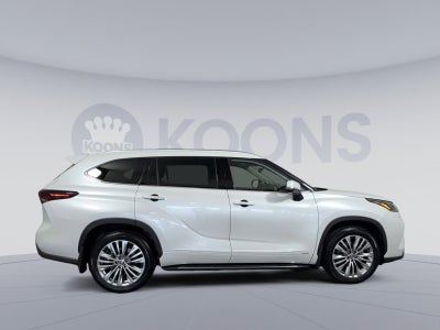 2026 Toyota Highlander Hybrid Platinum