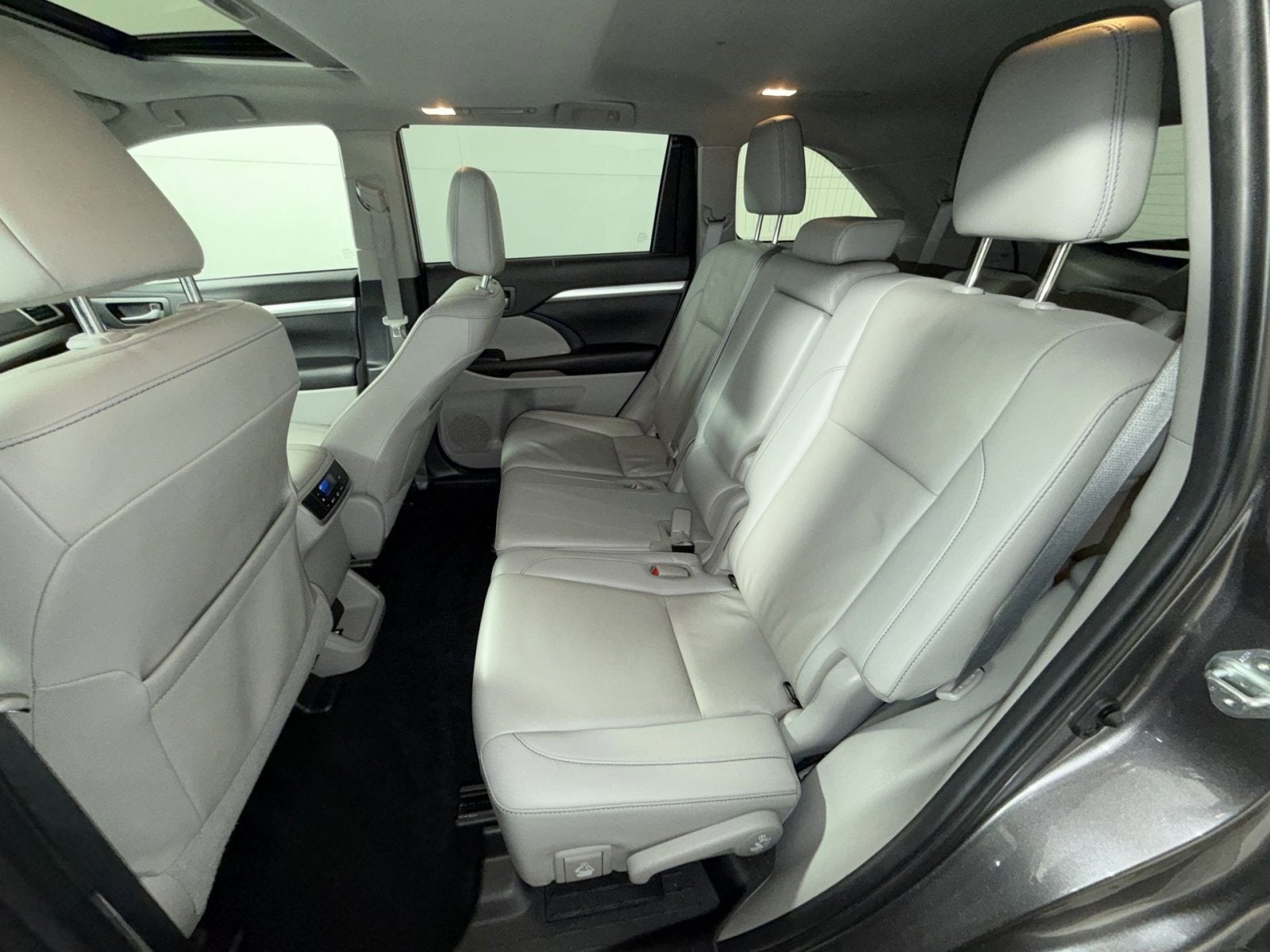 2019 Toyota Highlander Hybrid XLE