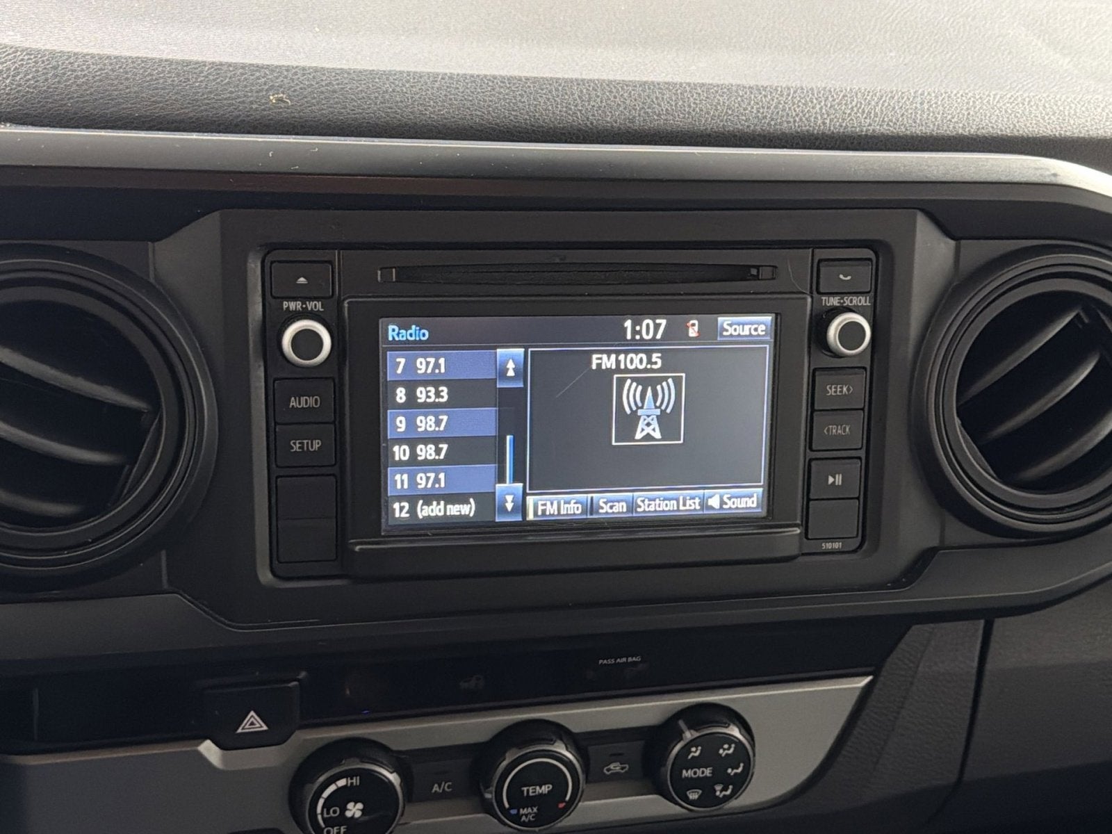 2018 Toyota Tacoma SR