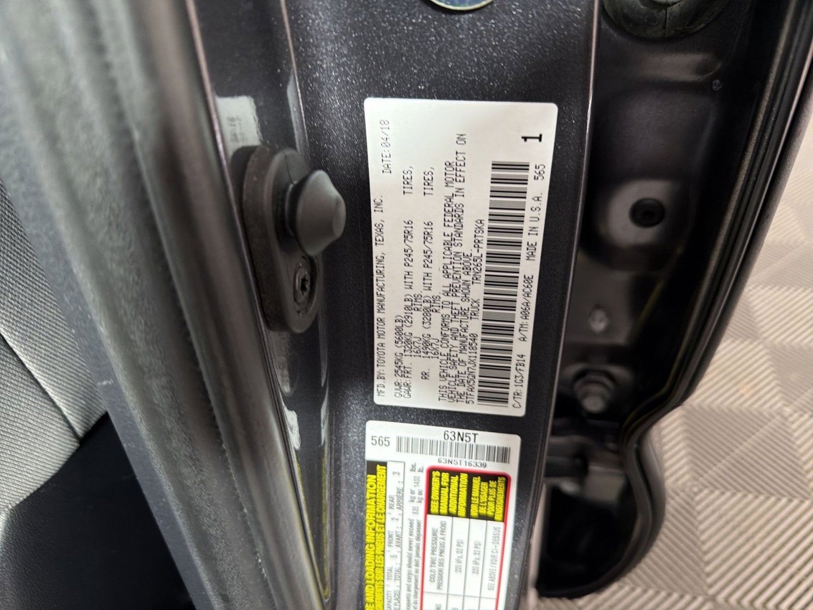 2018 Toyota Tacoma SR