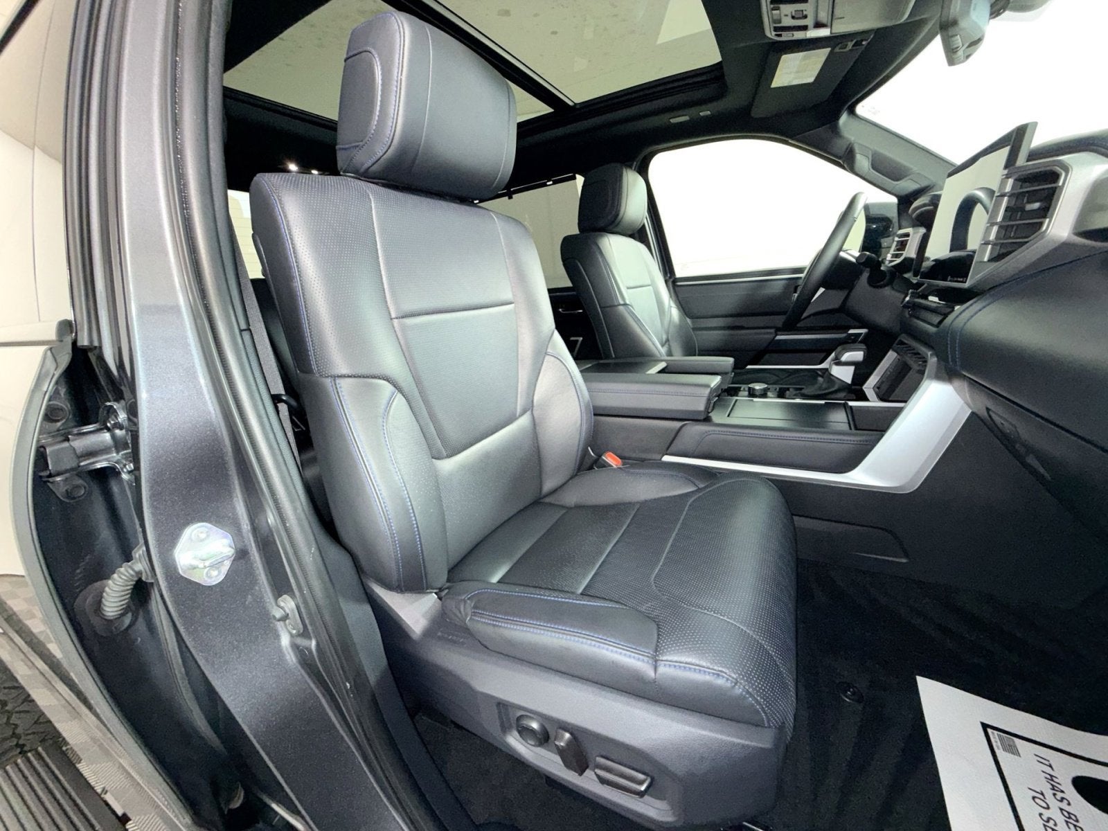 2023 Toyota Tundra Platinum