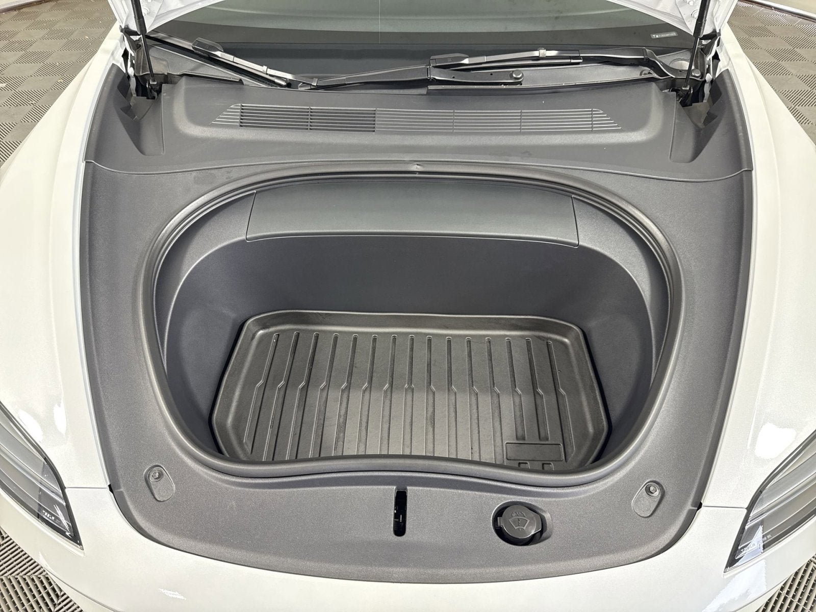 2024 Tesla Model 3 Base