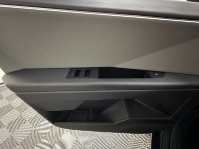 2024 Tesla Cybertruck Base