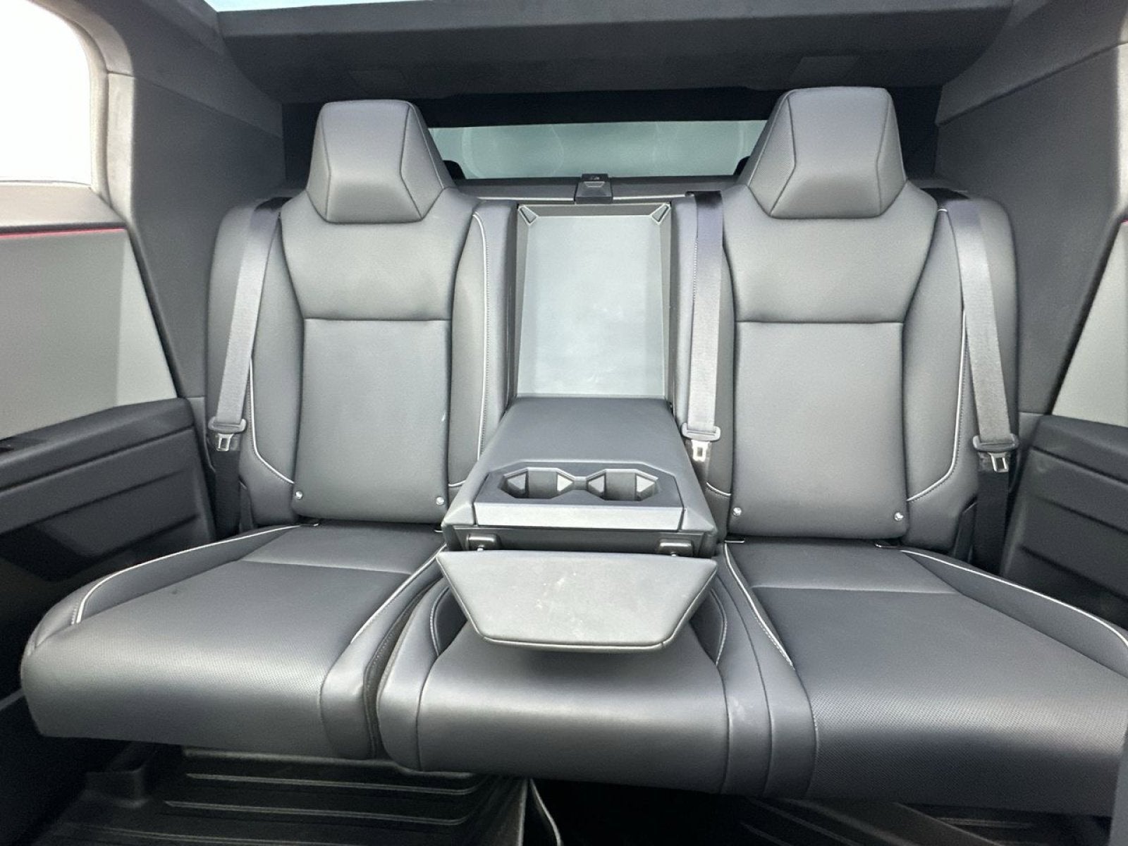 2024 Tesla Cybertruck Base