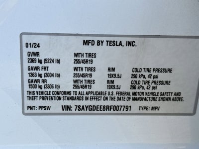 2024 Tesla Model Y Long Range