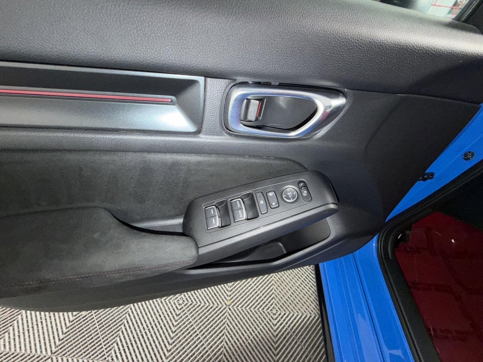 2023 Honda Civic Type R Base