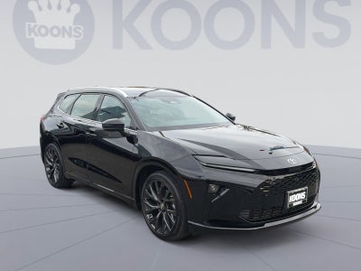 2025 Toyota Crown Signia XLE