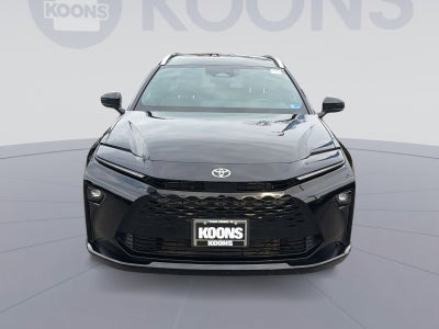 2025 Toyota Crown Signia XLE
