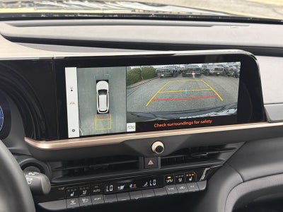 2025 Toyota Crown Signia XLE