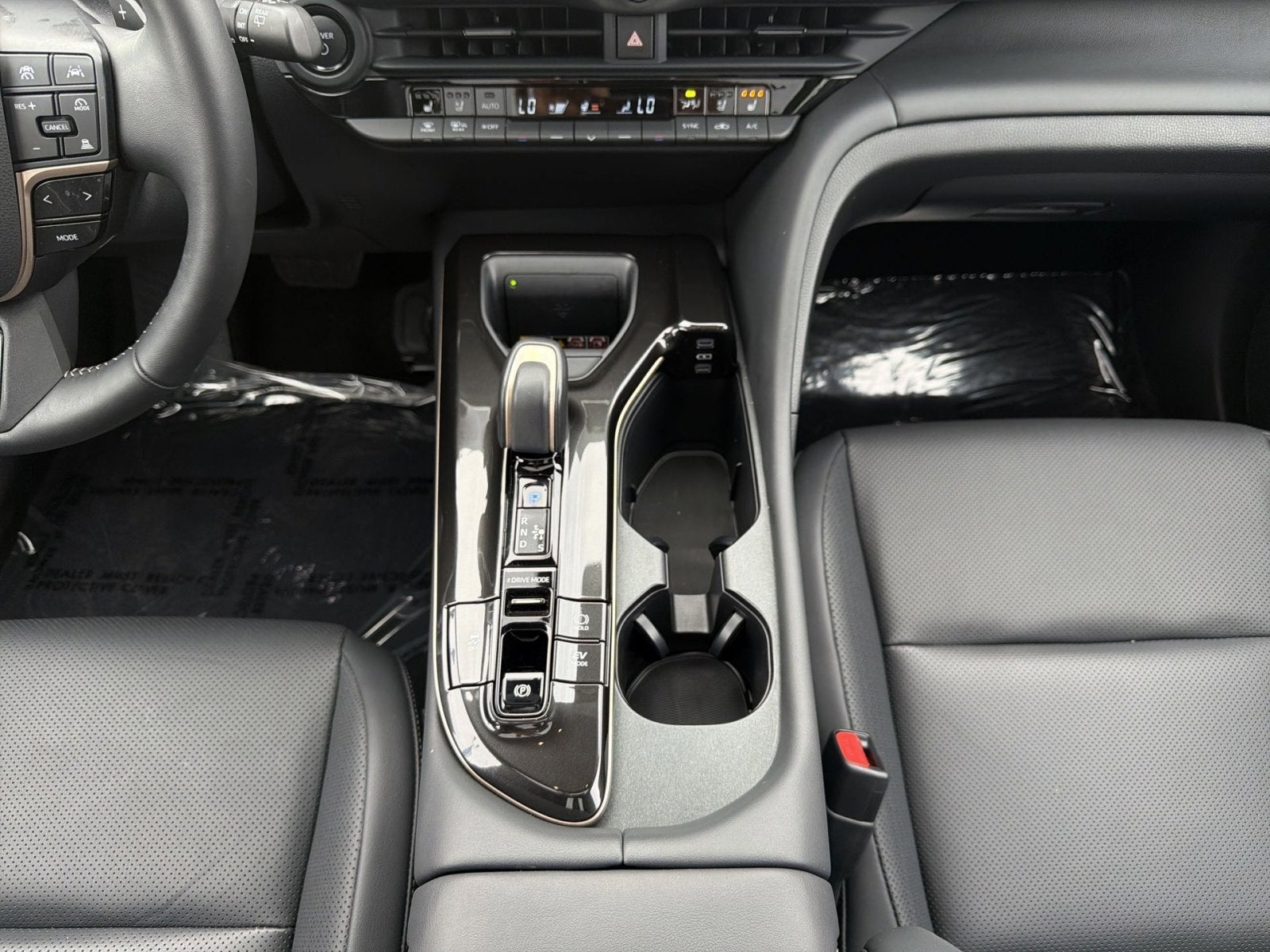 2025 Toyota Crown Signia XLE