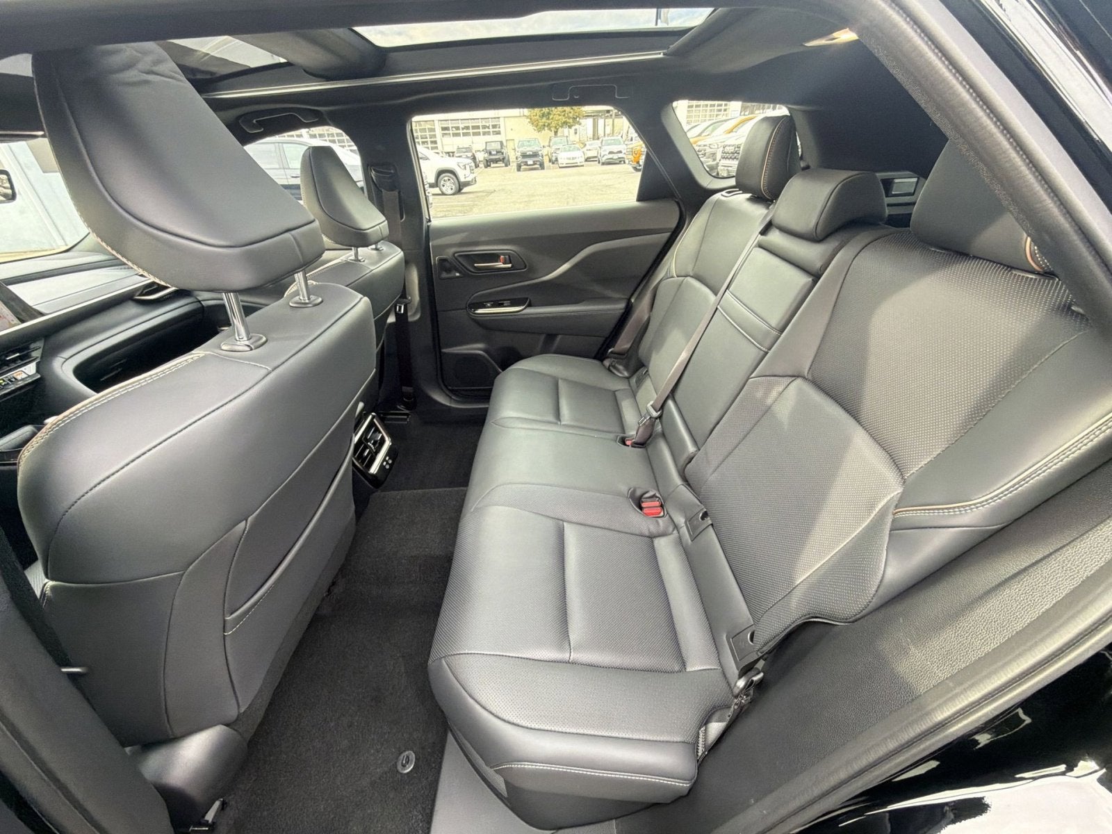 2025 Toyota Crown Signia XLE