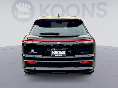 2025 Toyota Crown Signia XLE