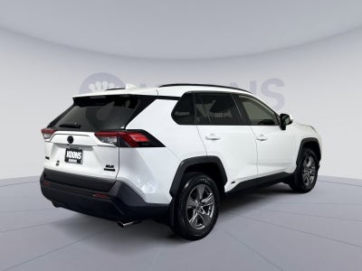 2022 Toyota RAV4 Hybrid XLE