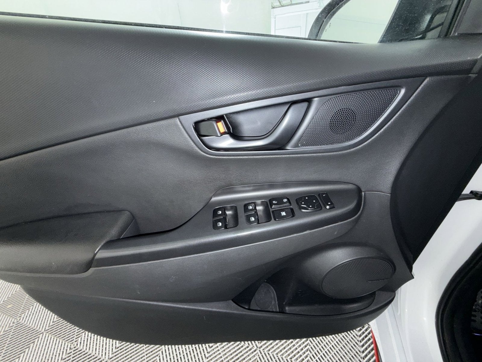 2023 Hyundai Kona N Base