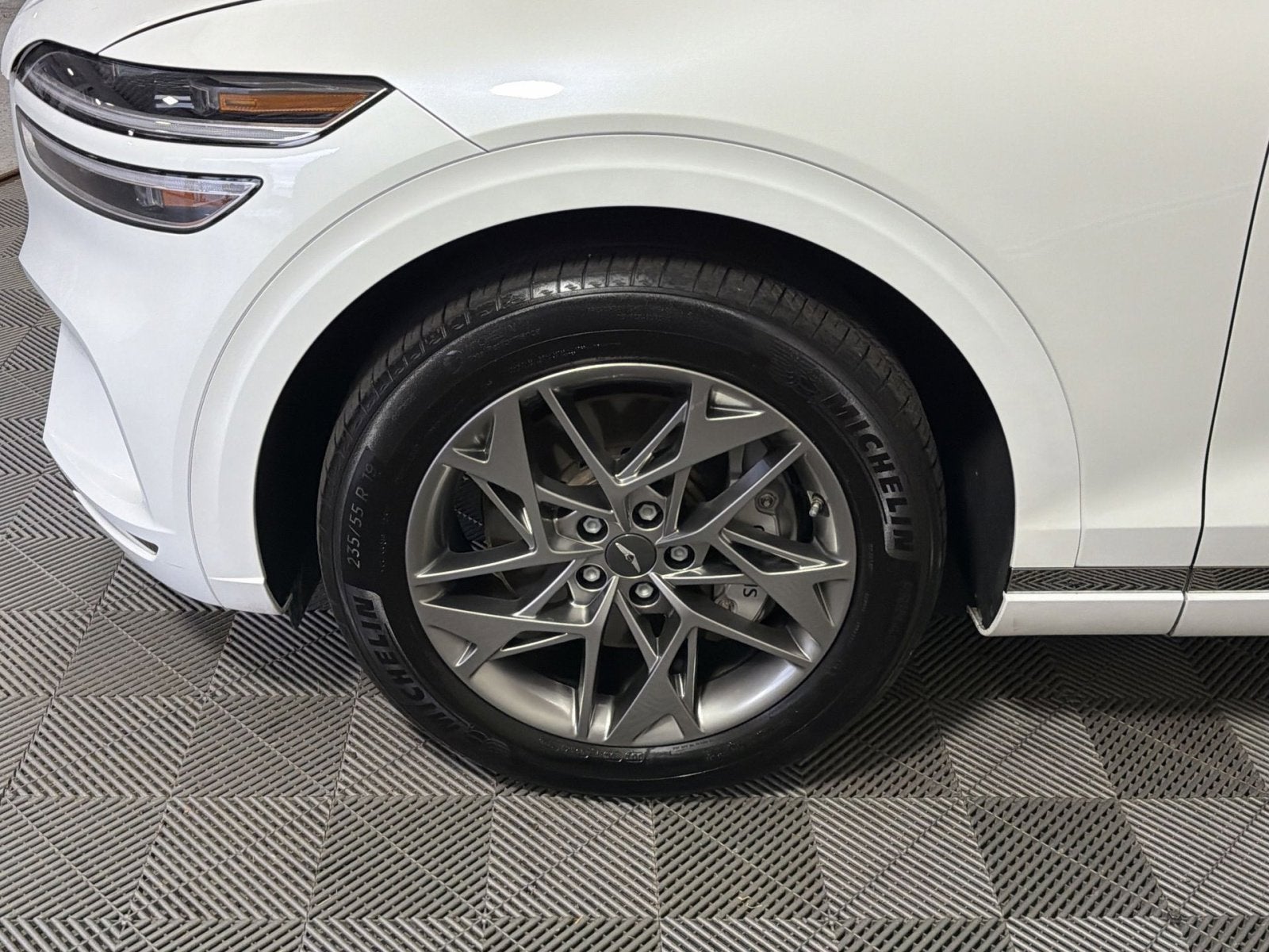 2023 Genesis GV70 2.5T