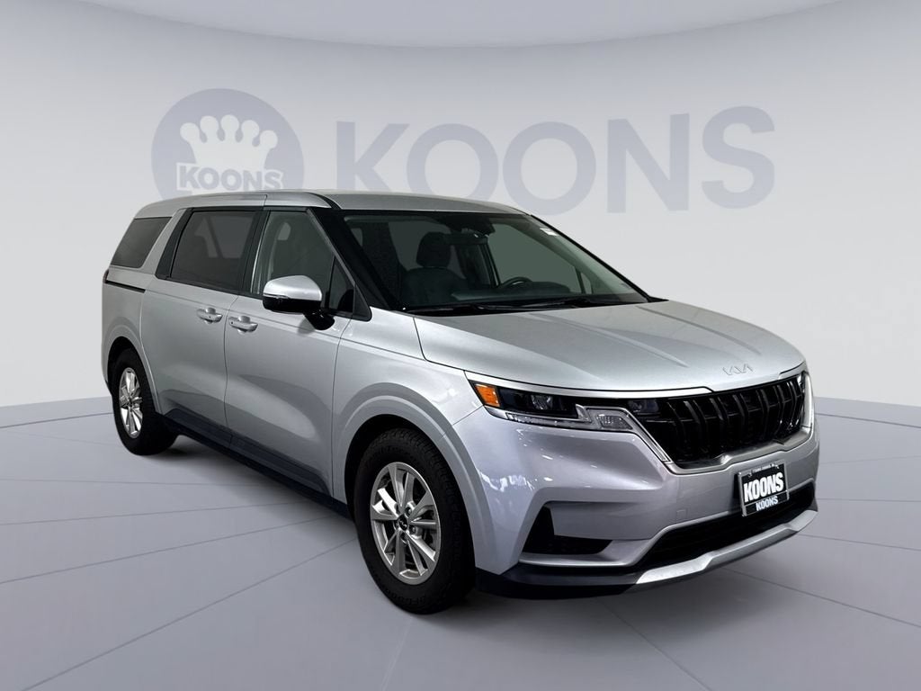 2023 Kia Carnival LX