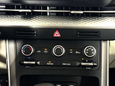2023 Kia Carnival LX