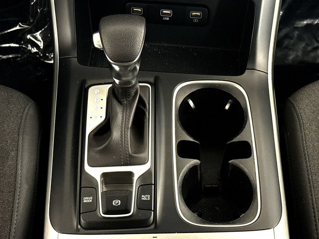 2023 Kia Carnival LX