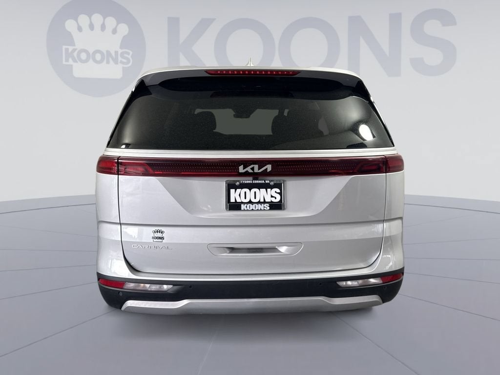 2023 Kia Carnival LX