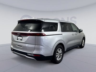 2023 Kia Carnival LX