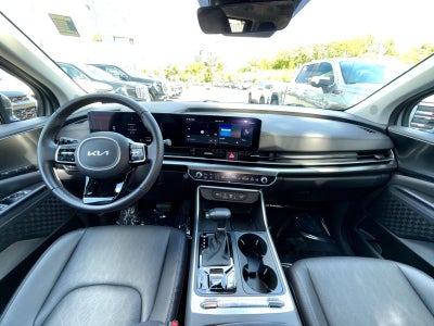 2025 Kia Carnival SX