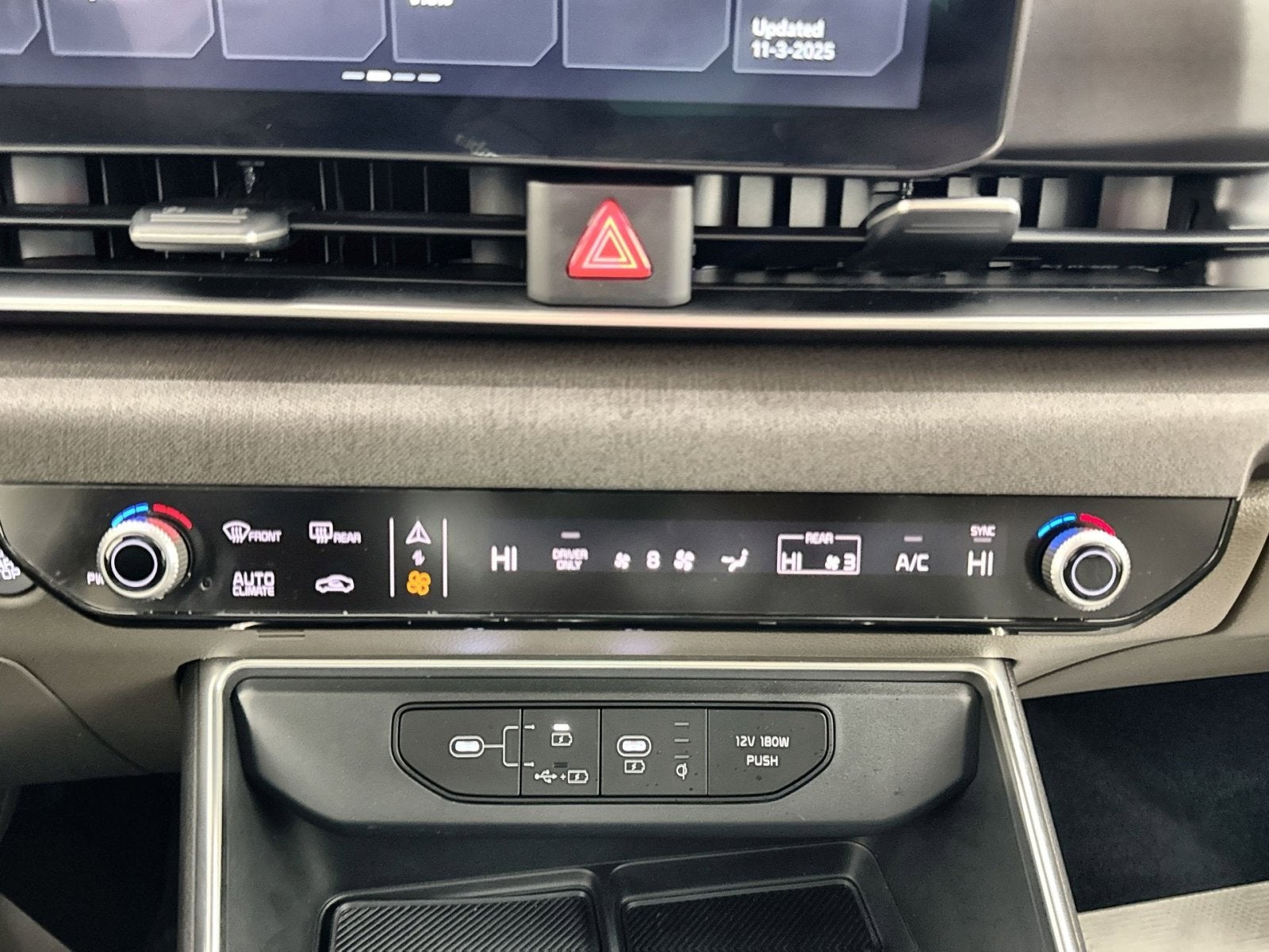 2025 Kia Carnival Hybrid SX