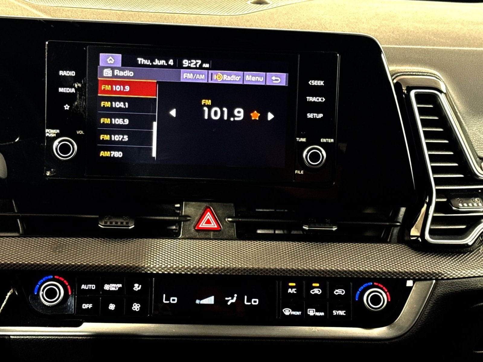 2023 Kia Sportage Hybrid LX