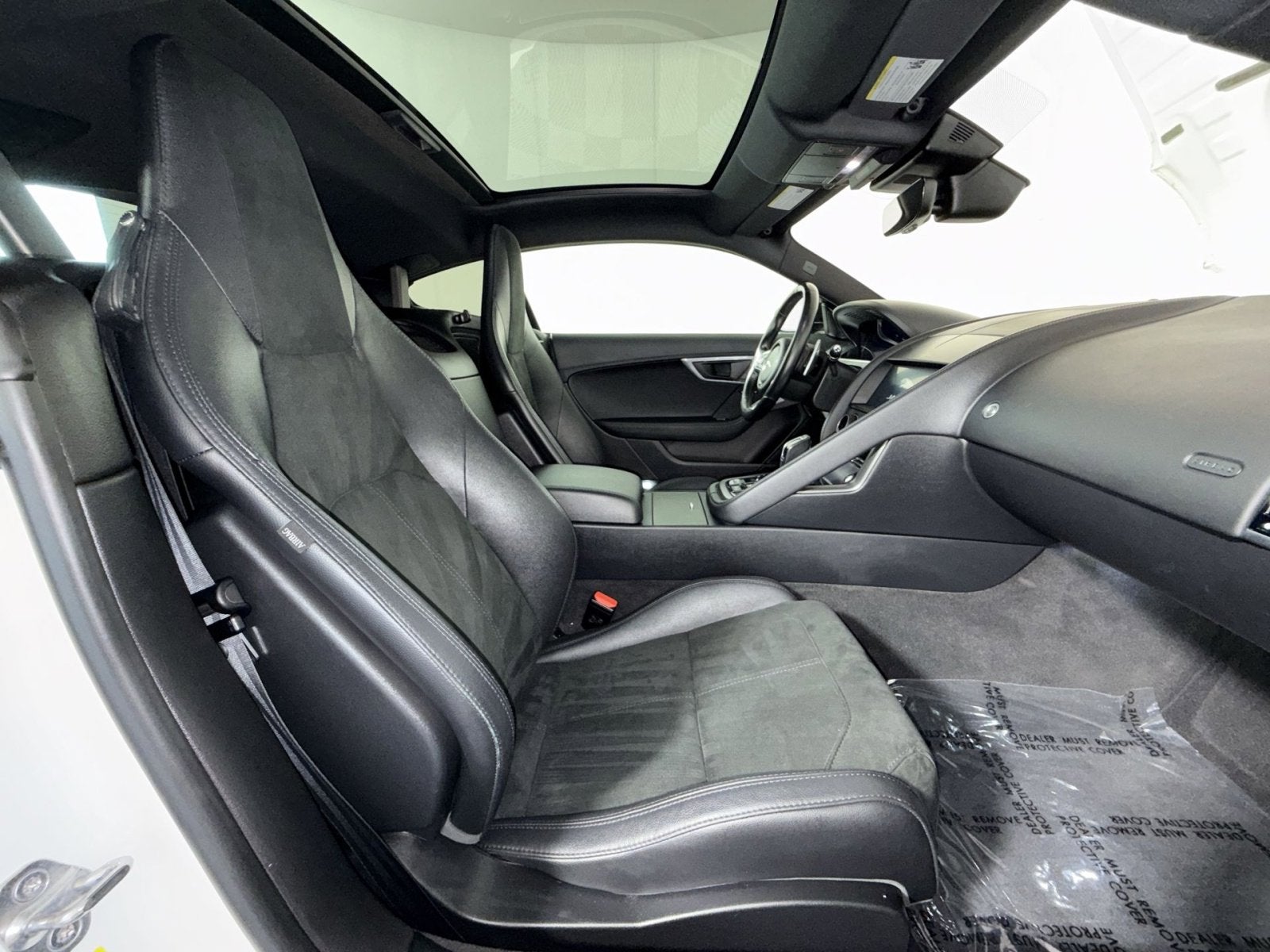 2021 Jaguar F-TYPE P300