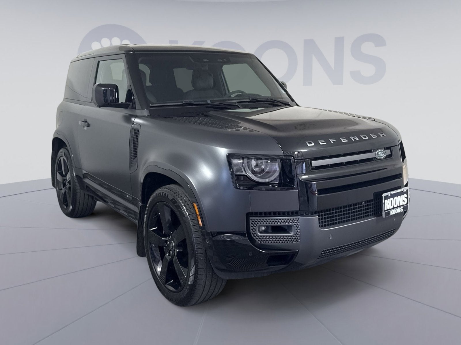2022 Land Rover Defender 90 V8