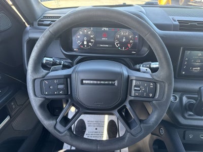 2022 Land Rover Defender 90 V8