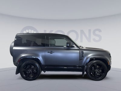 2022 Land Rover Defender 90 V8