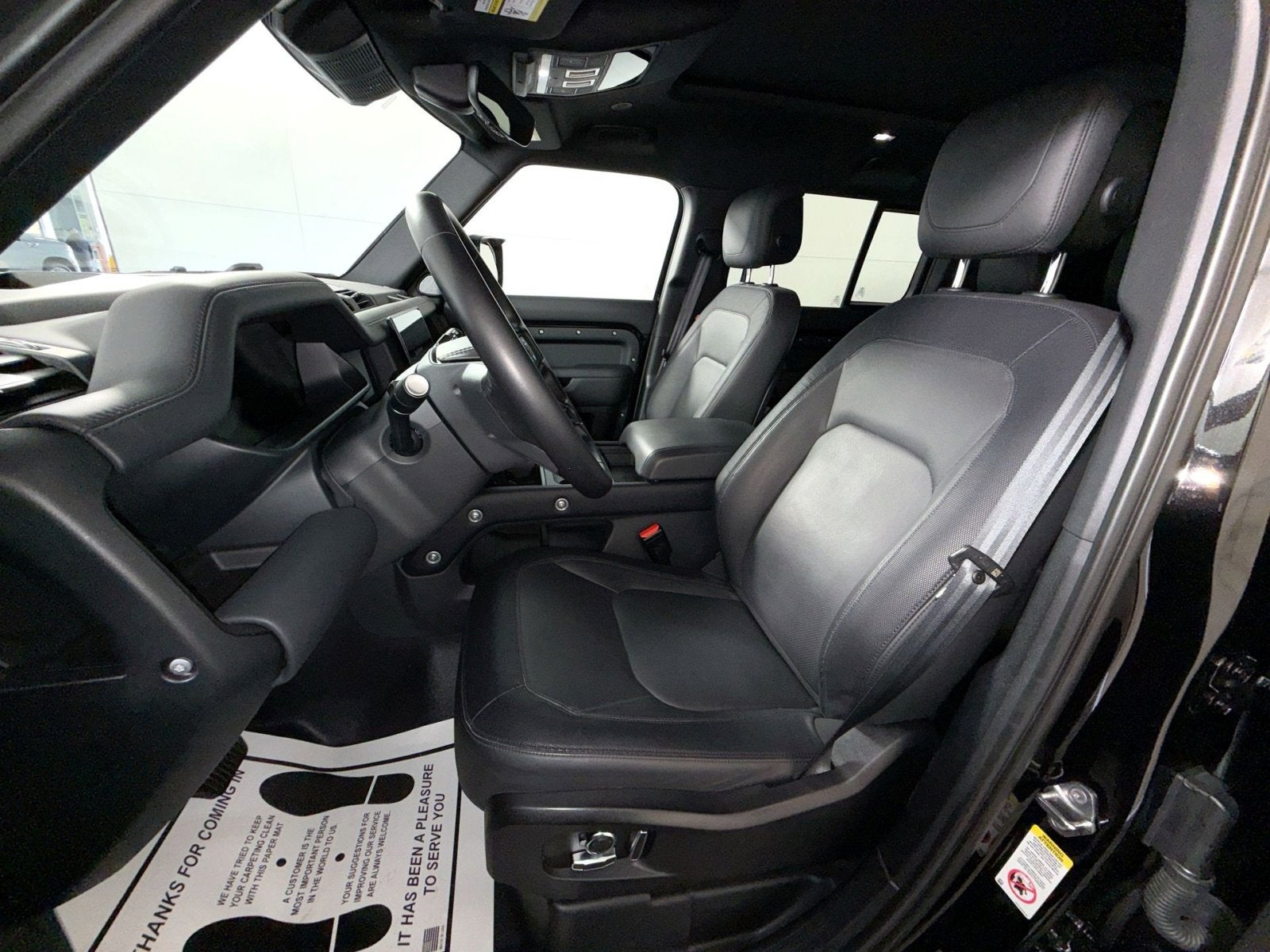 2024 Land Rover Defender 130 Outbound
