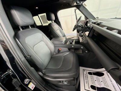 2024 Land Rover Defender 130 Outbound