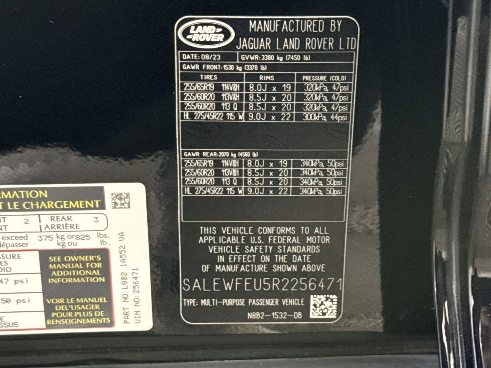 2024 Land Rover Defender 130 Outbound