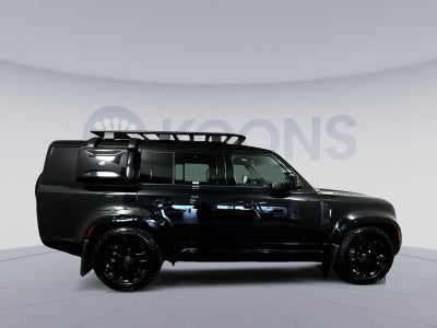2024 Land Rover Defender 130 Outbound
