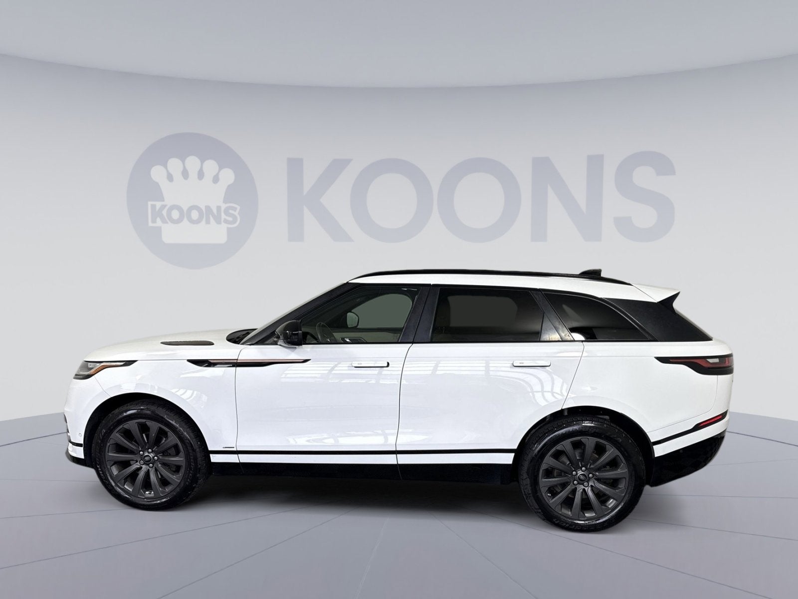 2018 Land Rover Range Rover Velar SE R-Dynamic