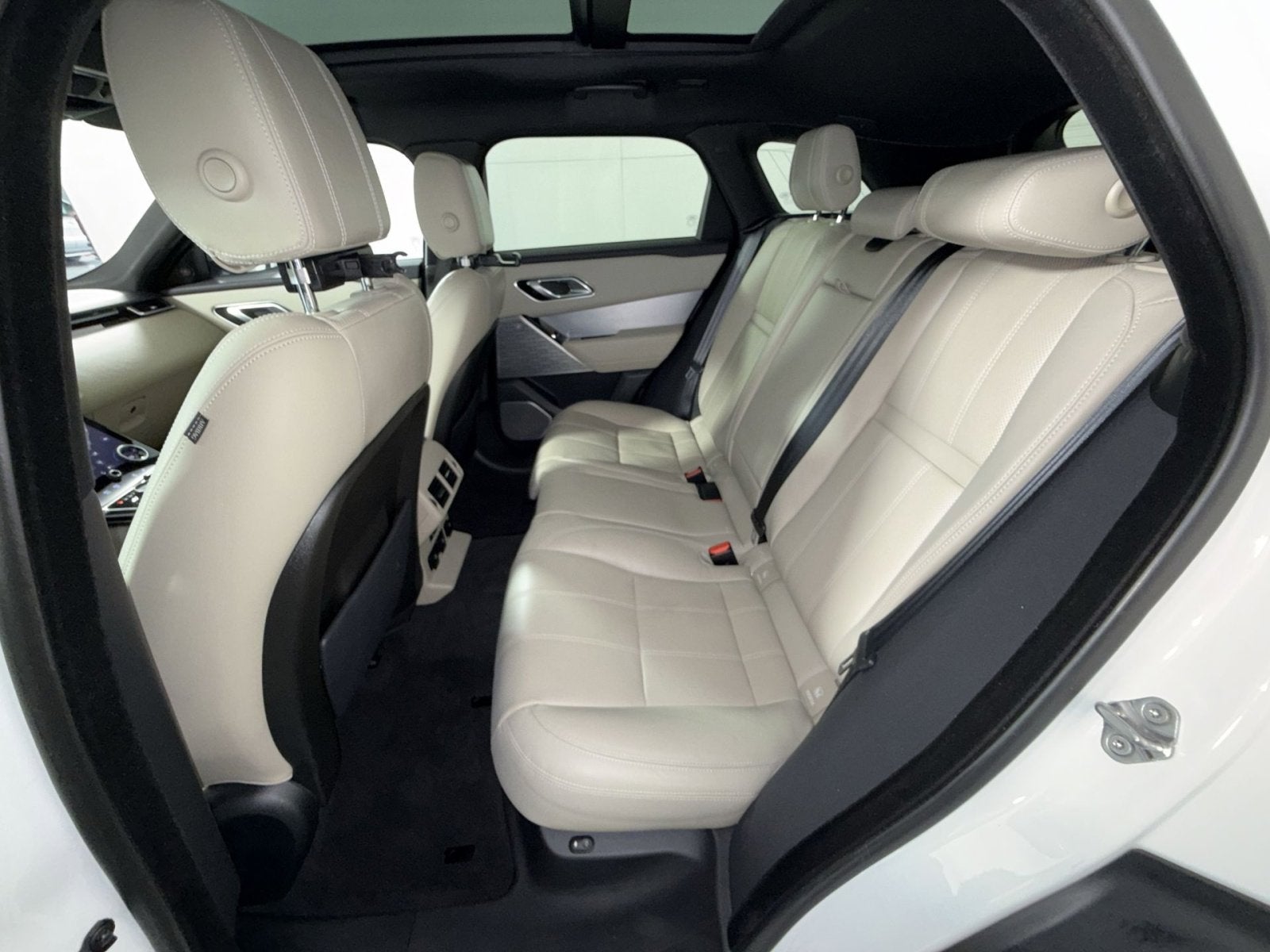 2018 Land Rover Range Rover Velar SE R-Dynamic