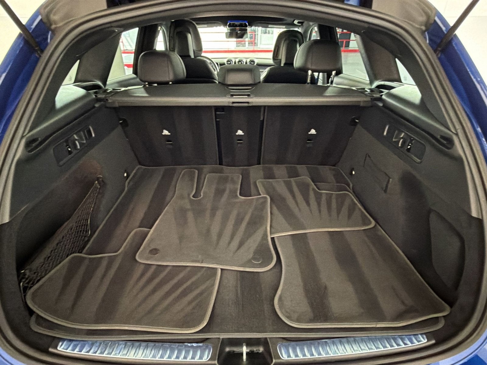2025 Mercedes-Benz GLC GLC 300