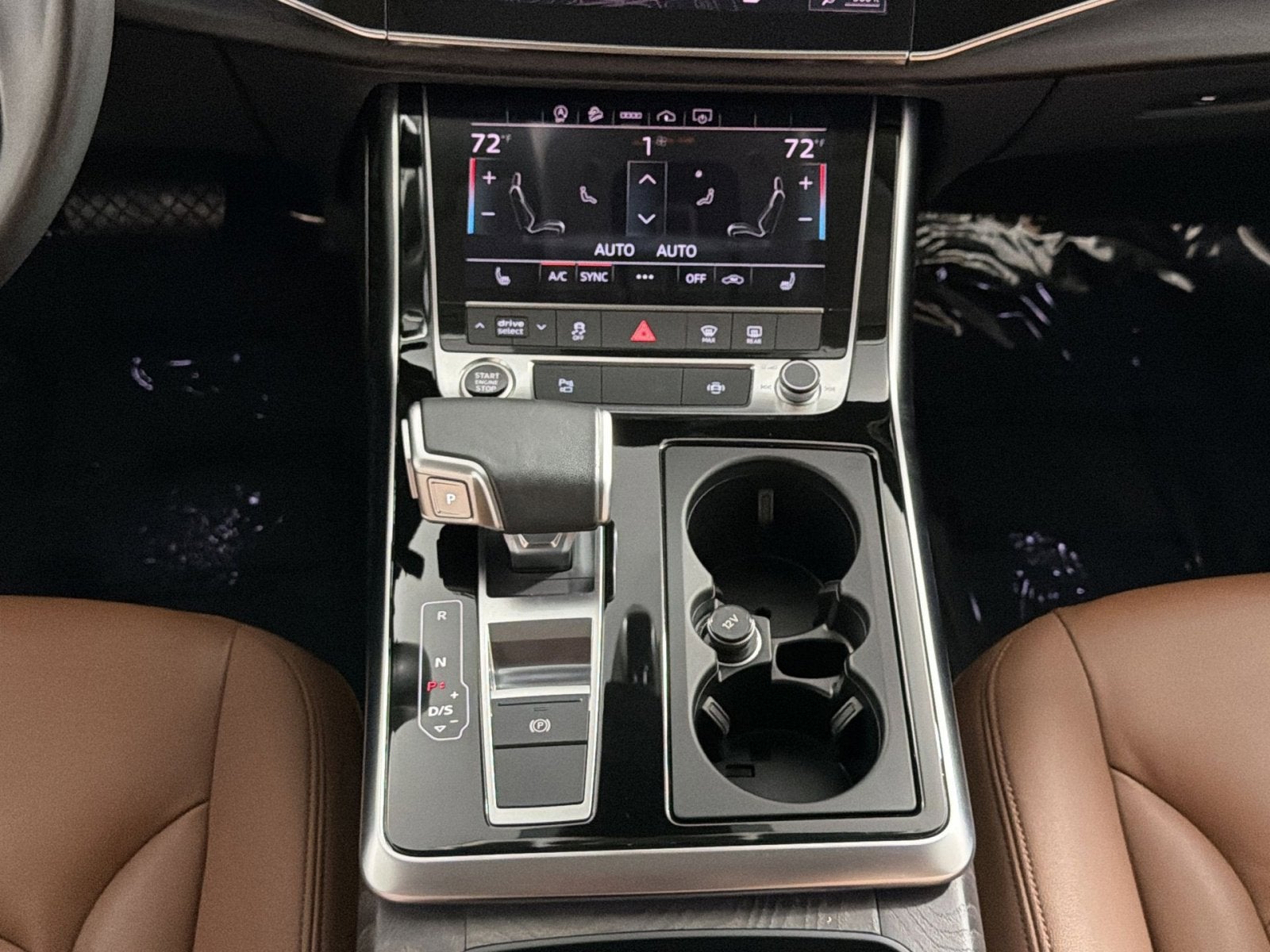 2022 Audi Q8 55 Premium