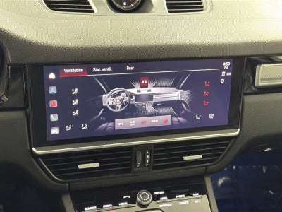 2023 Porsche Cayenne Platinum Edition